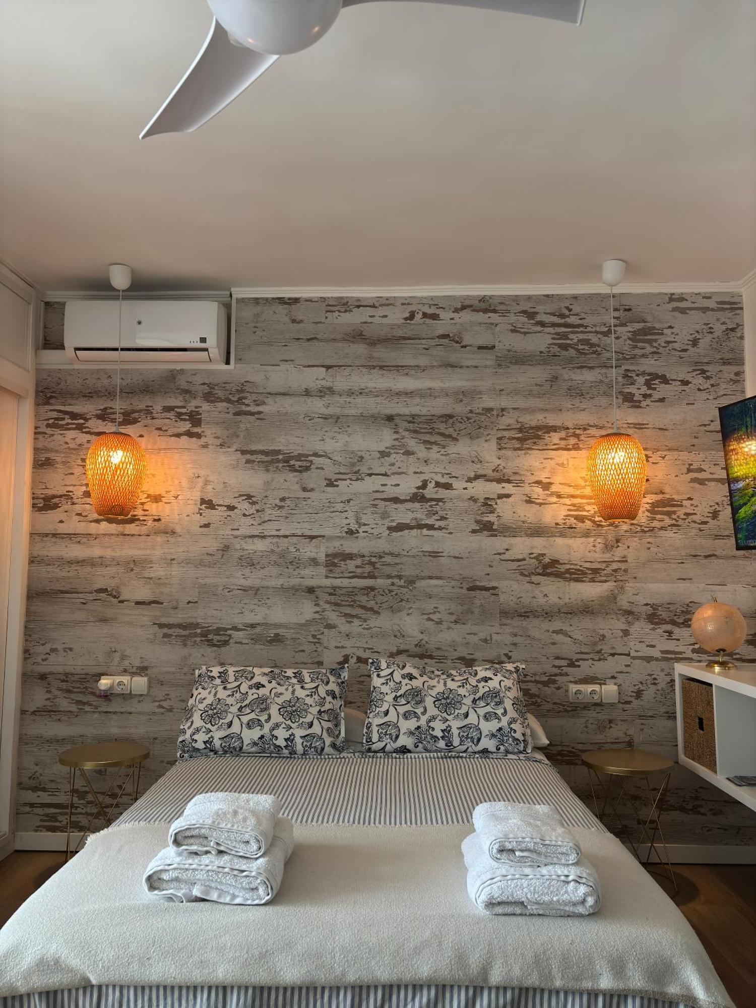 Ar Apartments - Central And Modern Apartment In Benalmadena Bagian luar foto