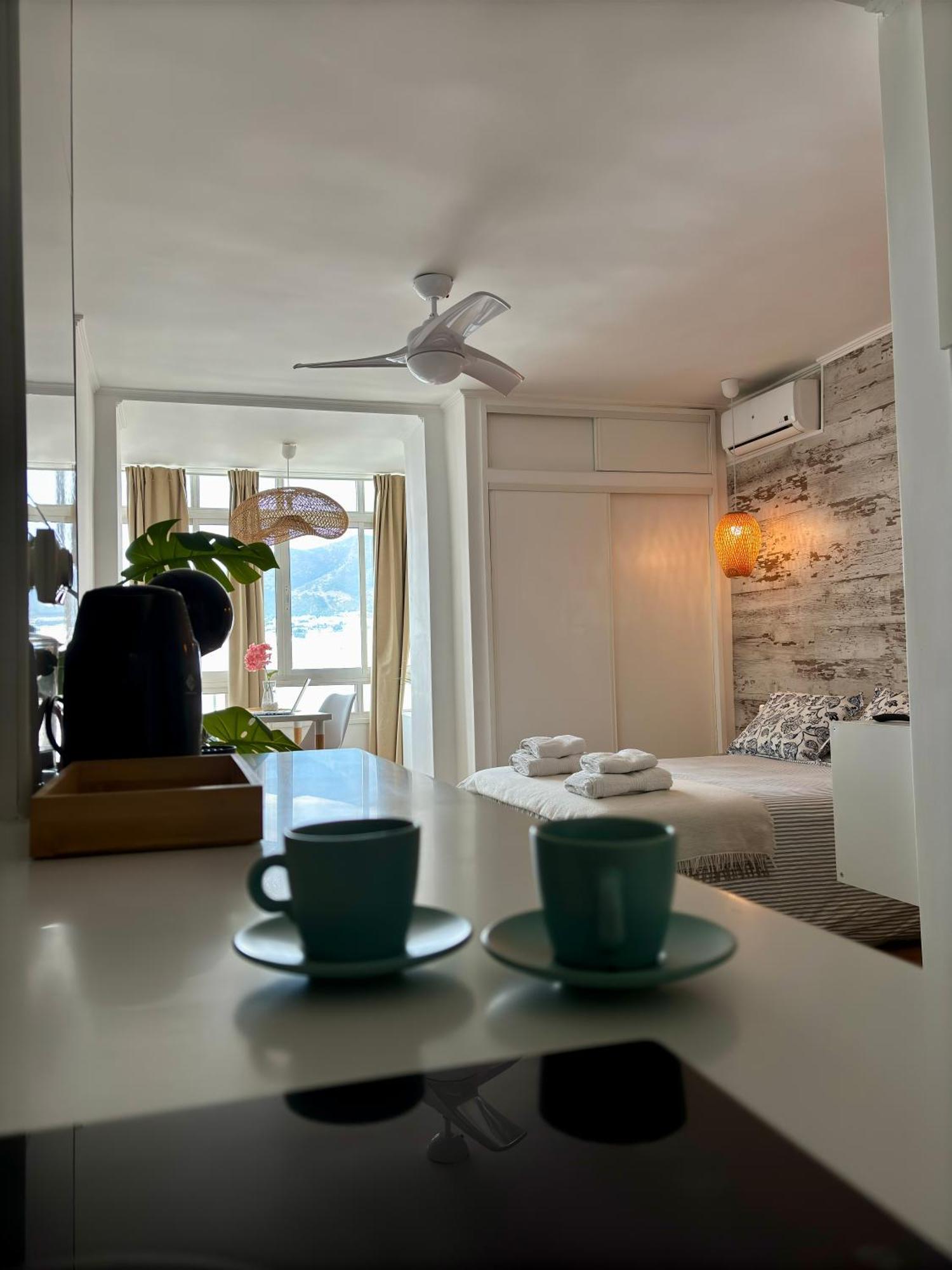 Ar Apartments - Central And Modern Apartment In Benalmadena Bagian luar foto